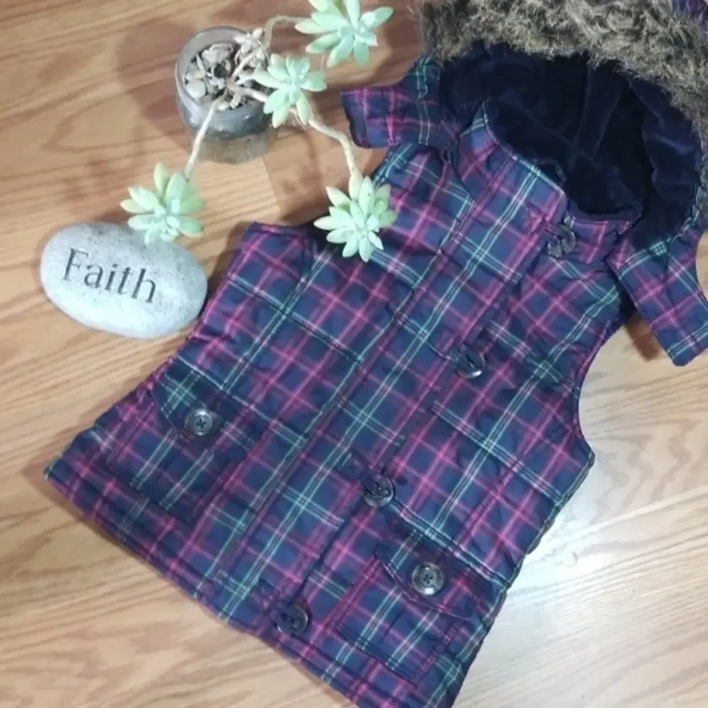 Gap kids vest size 4/5